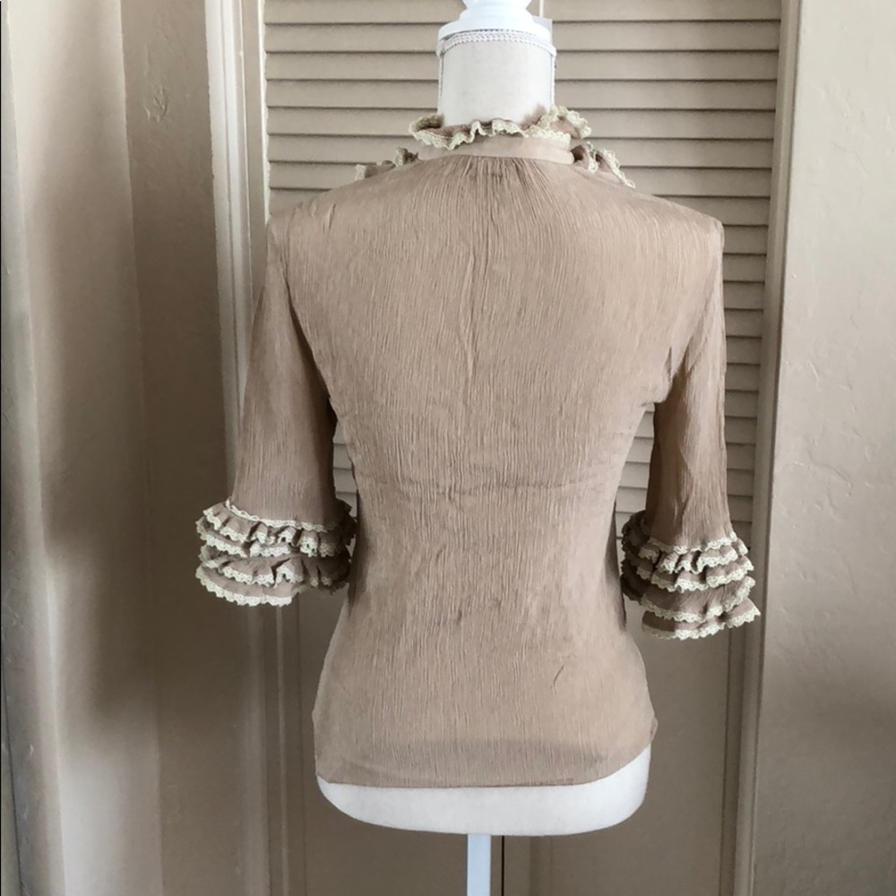 Ruffle detail 3/4 silk blouse - Picture 2 of 4